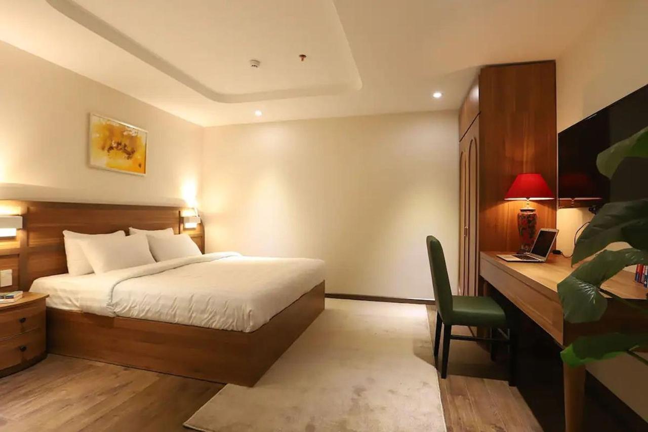 Lanura Apartments And Hotel Ho Chi Minh City Exterior photo